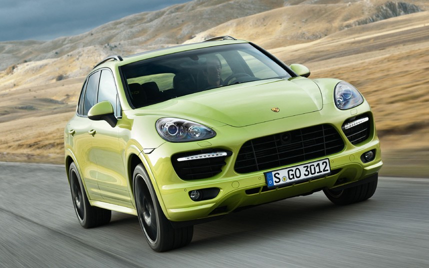 Porsche-Cayenne_2527157k