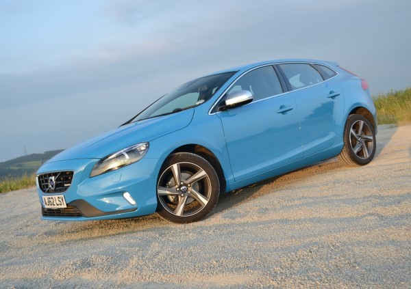 content_volvo-v40-d2-ftq