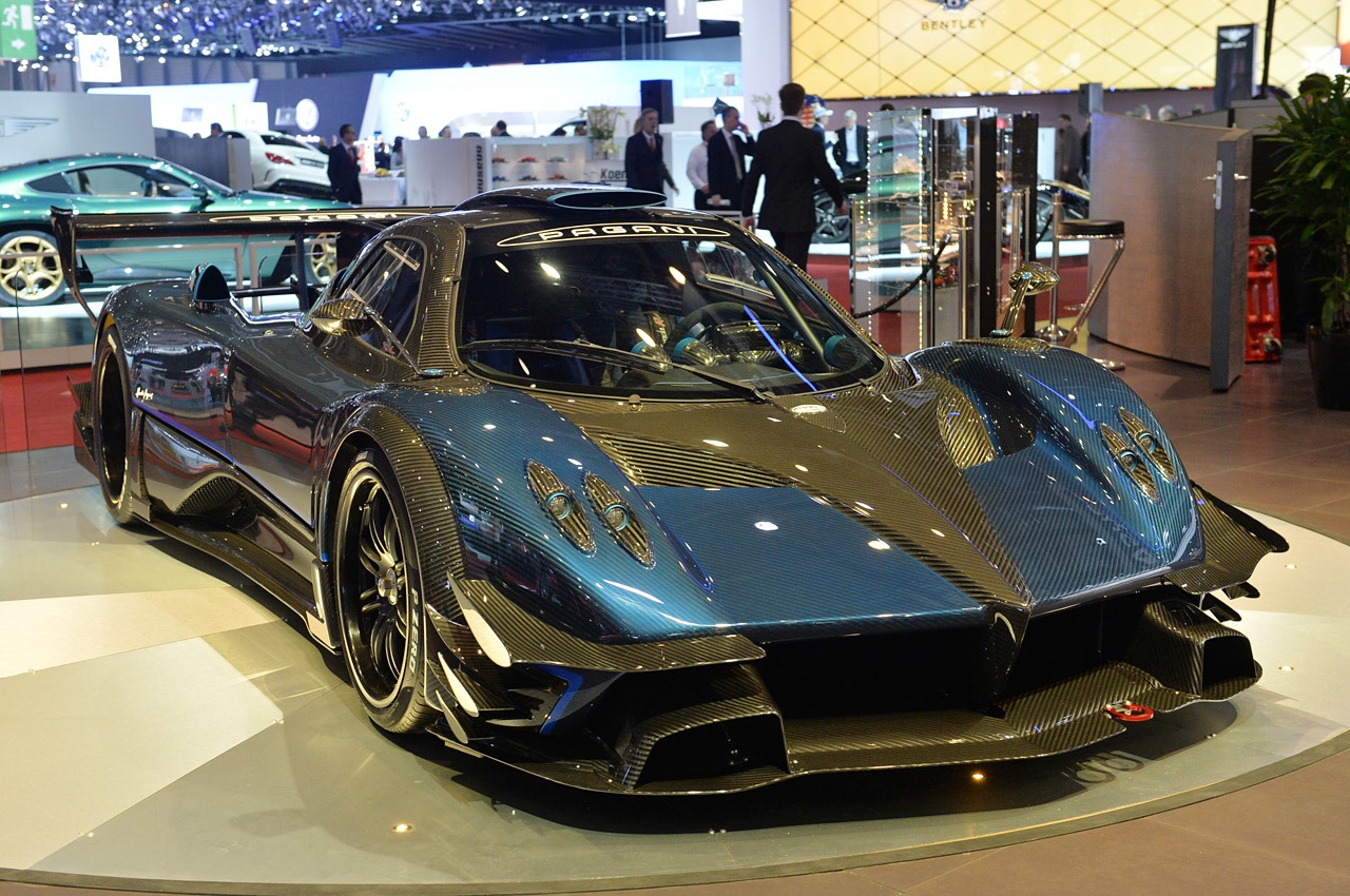 2014-geneva-motor-show-pagani-zonda-revolucion-4