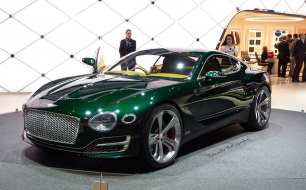 What to Expect from the Sports Car Industry in 2015