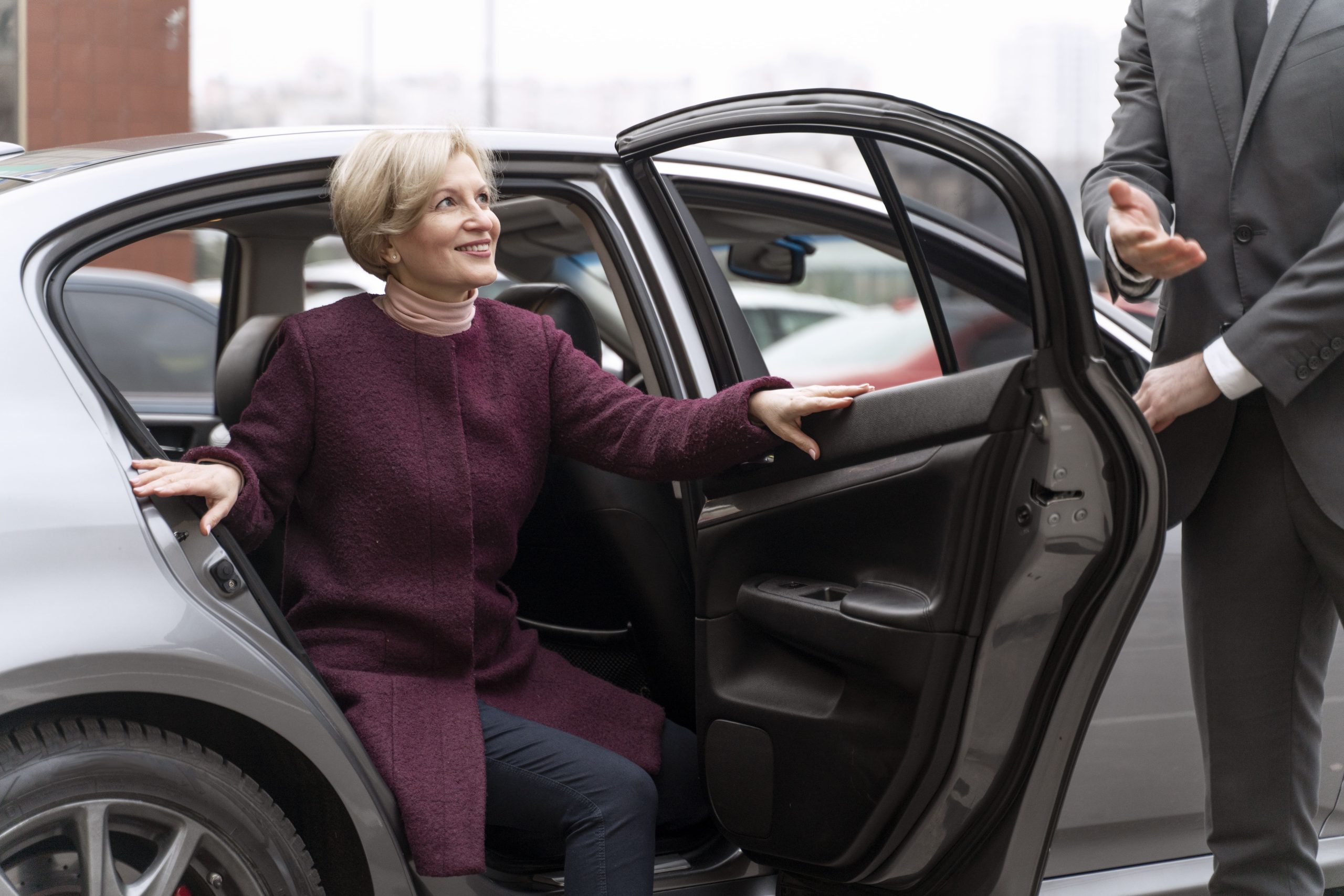 Taxis in London: Are Uber & Bolt Cheaper Than a Minicab?